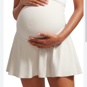 New Medium Milky White CRZ YOGA Womens Butterluxe Maternity High Waisted Skort